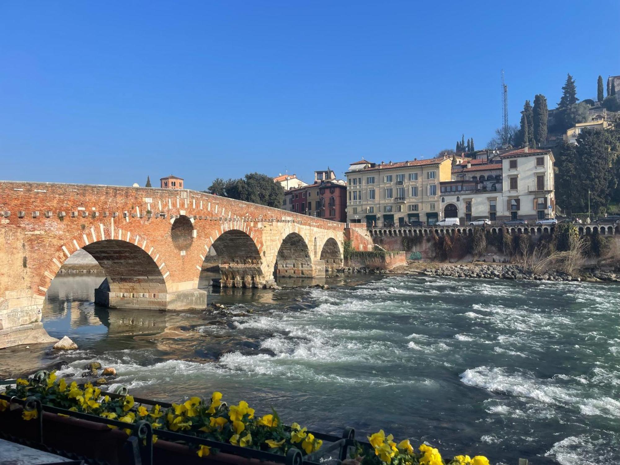 Primavera Al Teatro Romano Verona Ngoại thất bức ảnh